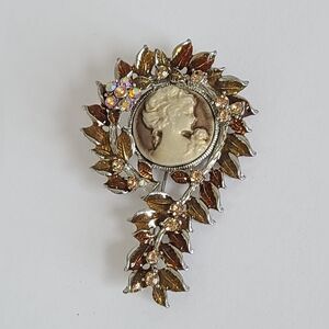 Vintage Victorian Mid Century Large Cameo Amber Brown Rhinestone Crystal Brooch